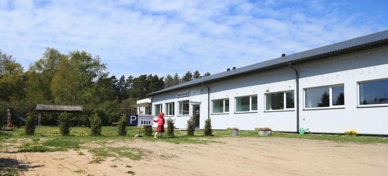 Kihnu Sadama Oeoemaja Guesthouse Lemsi Zewnętrze zdjęcie