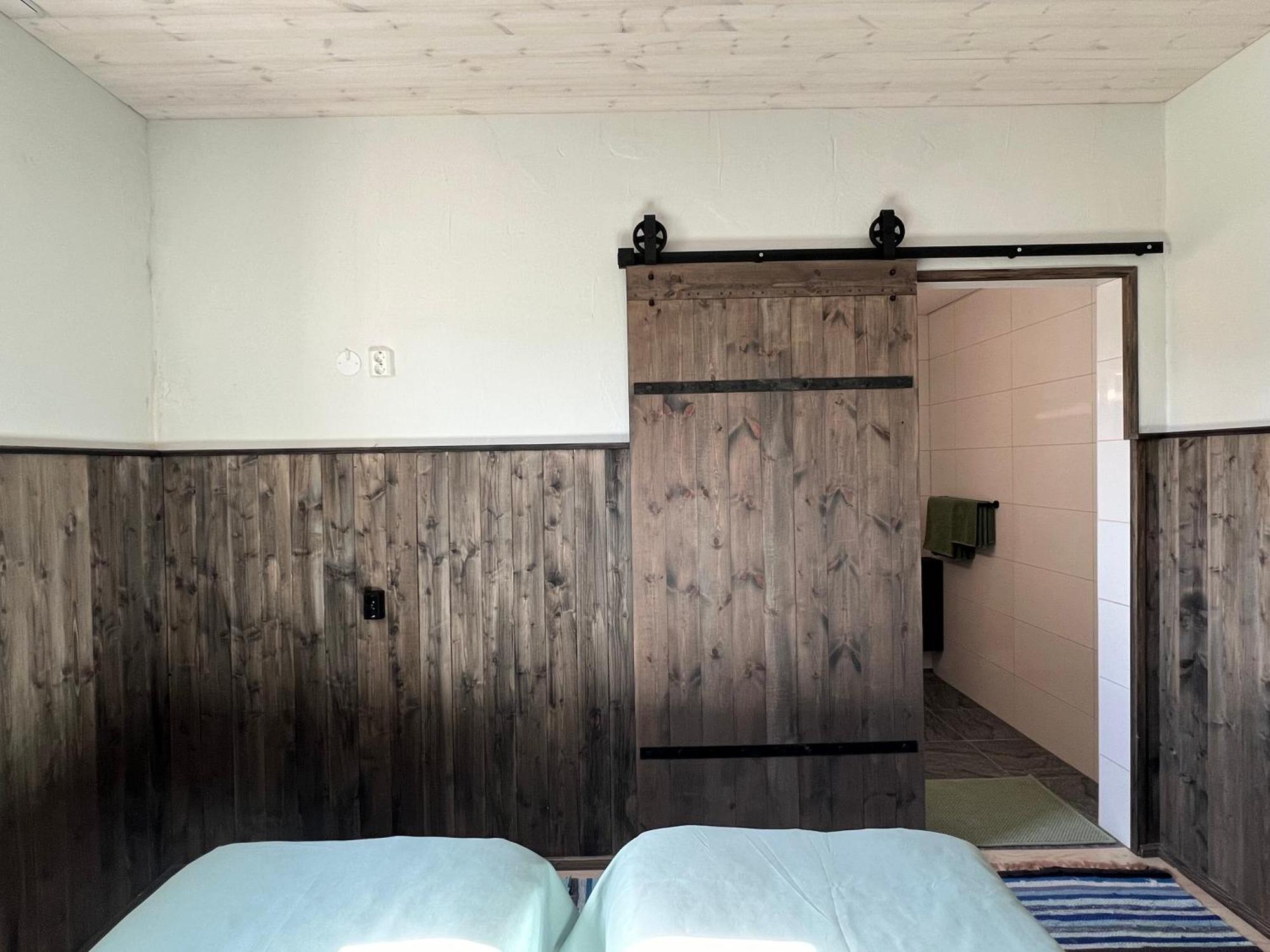 Kihnu Sadama Oeoemaja Guesthouse Lemsi Zewnętrze zdjęcie