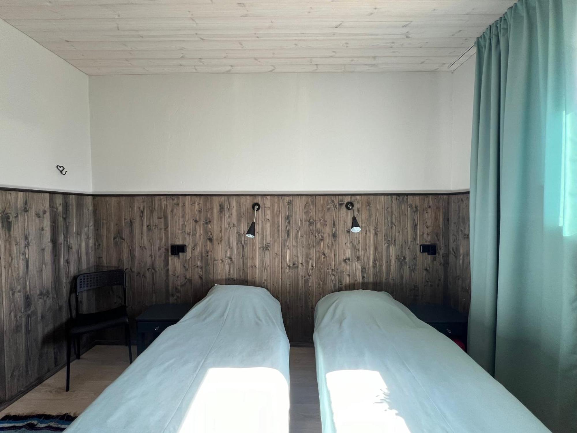 Kihnu Sadama Oeoemaja Guesthouse Lemsi Zewnętrze zdjęcie