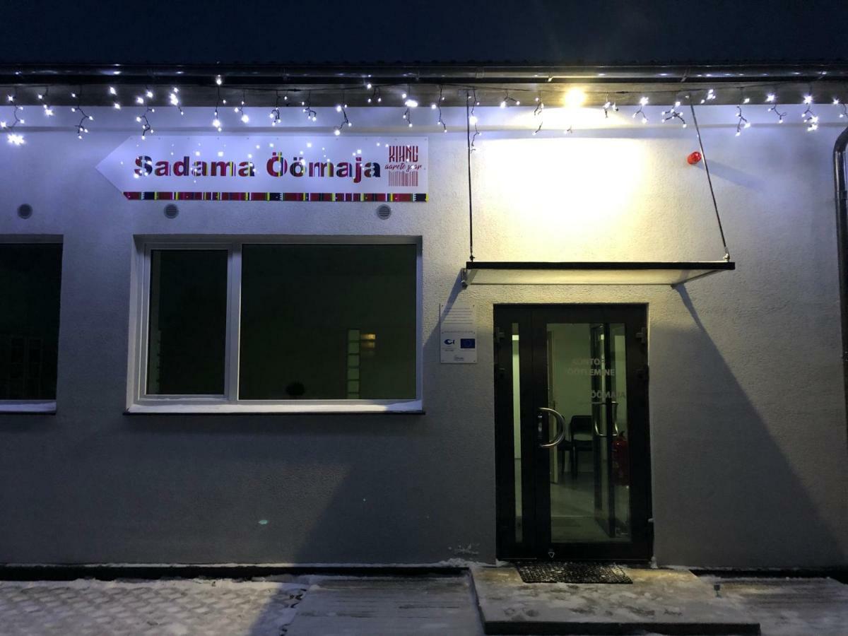 Kihnu Sadama Oeoemaja Guesthouse Lemsi Zewnętrze zdjęcie